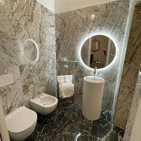 Prestige Via Romagnoli Maison d'hôtes Sirmione