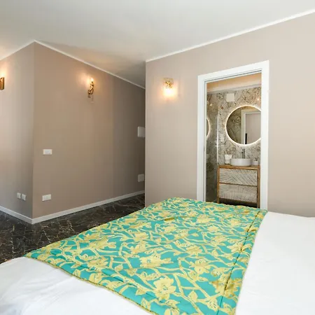 Guest house Prestige Via Romagnoli Sirmione