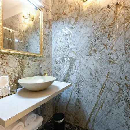 Prestige Via Romagnoli Guest house Sirmione